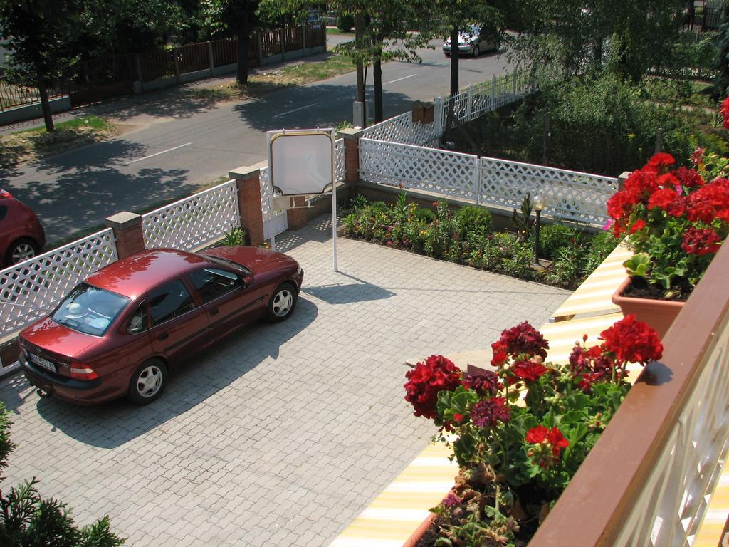 Olga Apartmanhaz Apartment Hajdúszoboszló Exterior foto